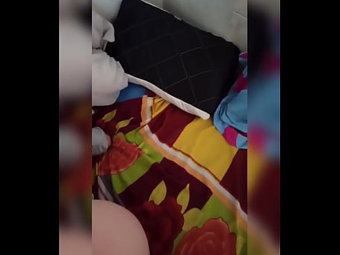 ❤️ منهنجي روم ميٽ گهر ۾ اڪيلي رهي ٿي ڇاڪاڻ ته هن جو مڙس موڪلن تي وڃي ٿو ۽ مان موقعو وٺان ٿو ته هن کي چوسان ۽ هن جي گدا کي کير سان ڀريان. ❤❌  فحش تي٪ sd.ideabuffet.top٪